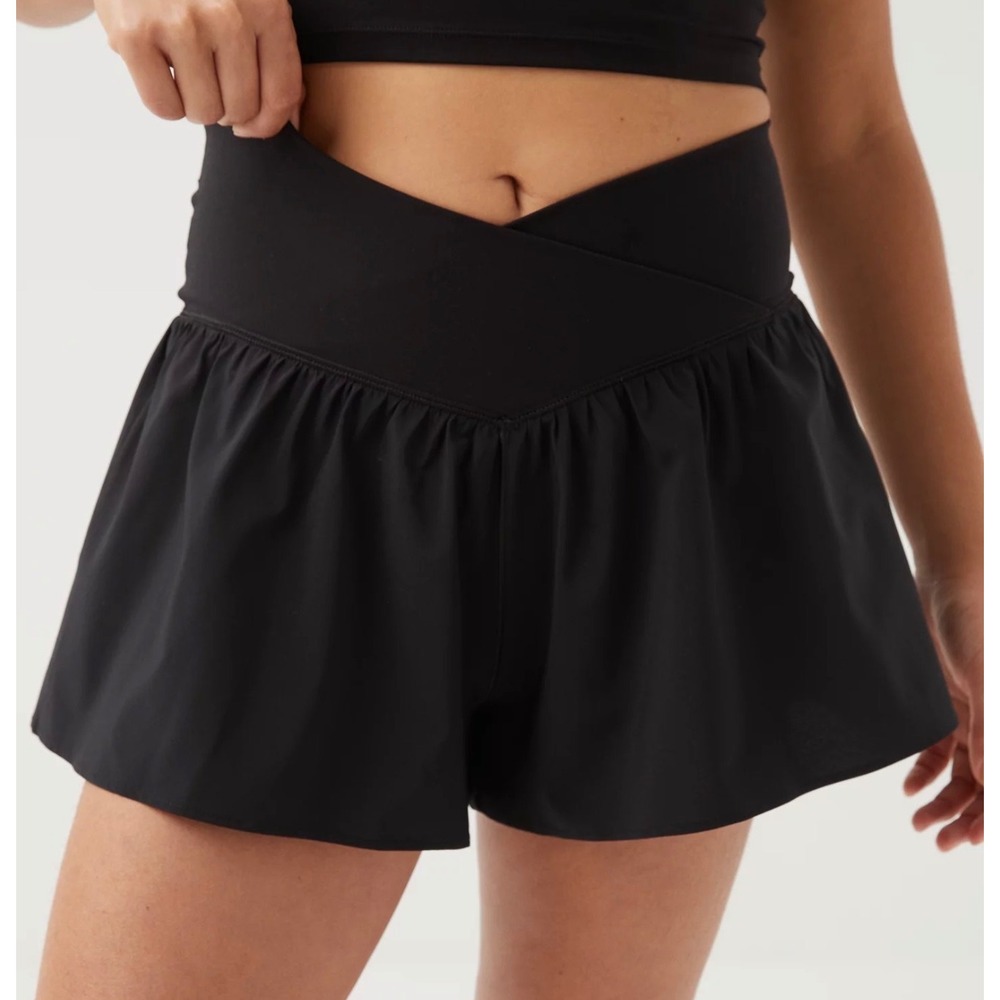 OFFLINE by Aerie Crossover Flowy Shorts Women Medium Black Athletic Skort Style